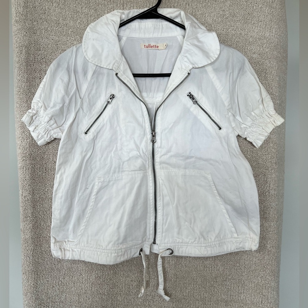 NWOT Short Sleeved zip-up